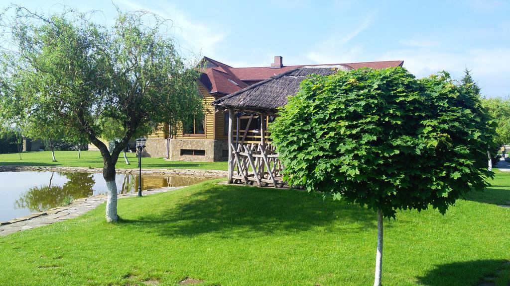 Panska Hata Hotel Nyzhnya Khortytsya Exterior photo
